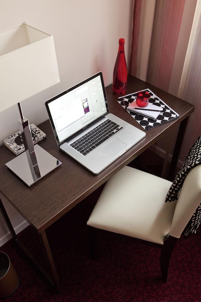 Aparthotel The Originals Kosy - Les Cedres